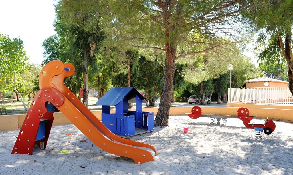 Camping Les Castors Calvi  Ngoại thất bức ảnh
